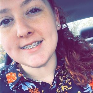 Meet your Posher, Tiffany